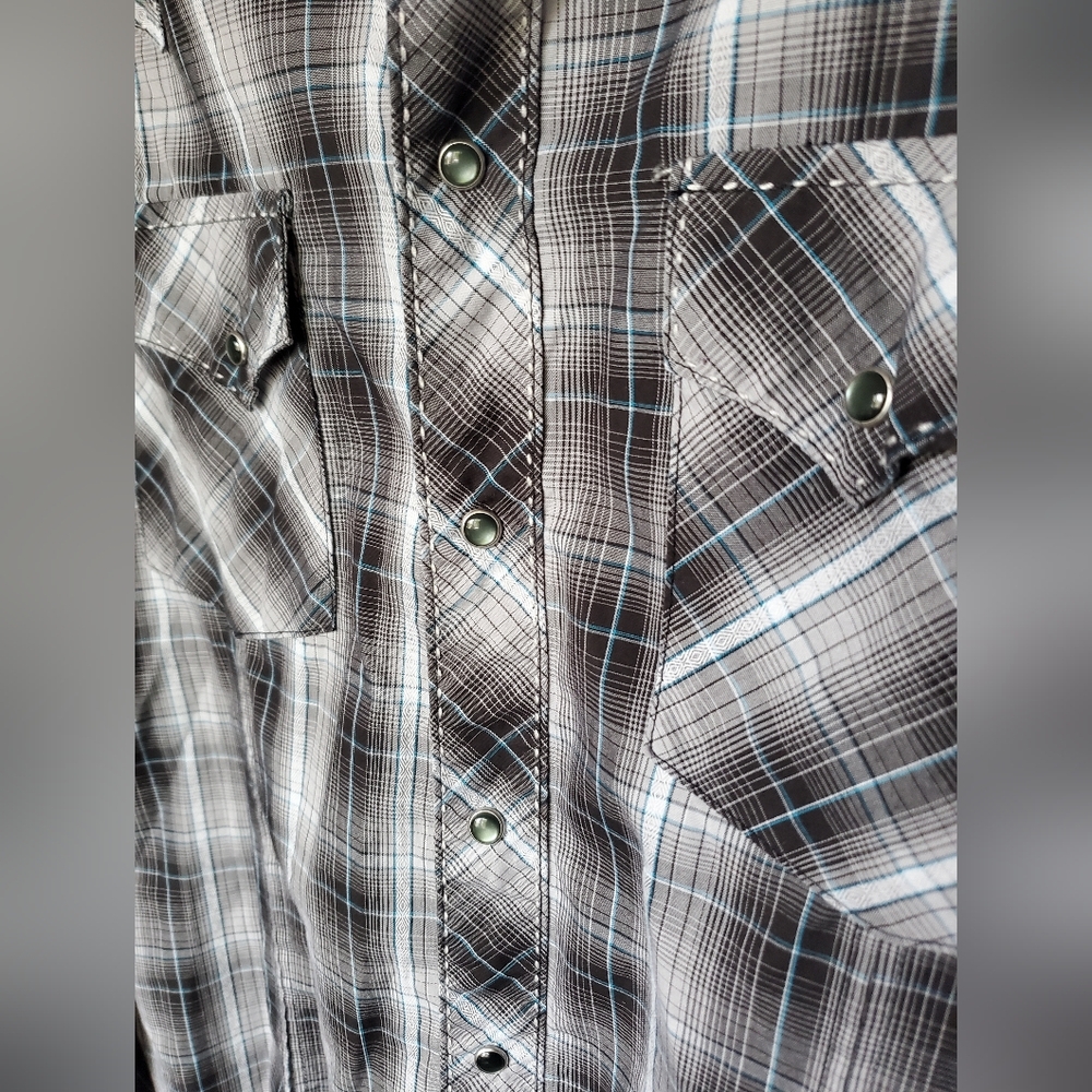 Wrangler Shirt Pearl Snap sz Medium Western Long Sleeve Black Plaid Bold Stitch